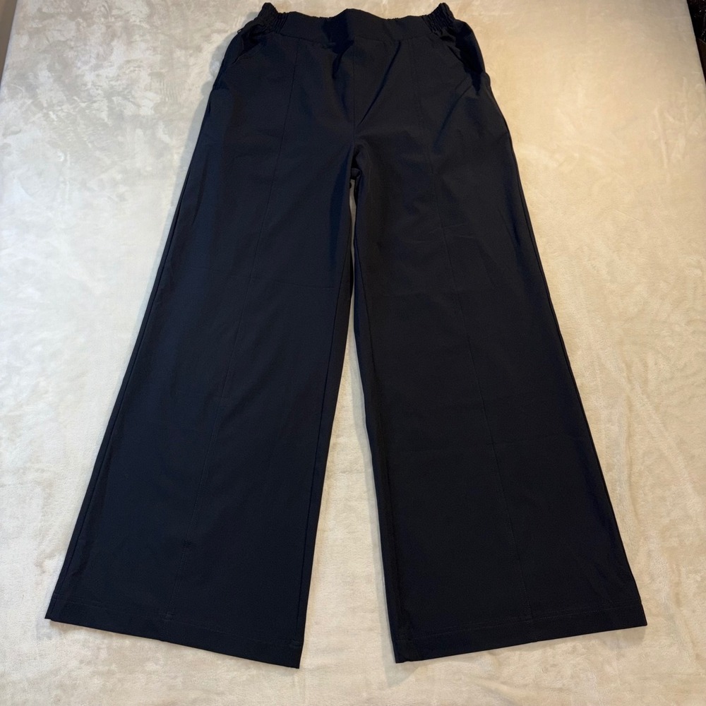 Fabletics Women Black Wide Leg Elastic Waist Active Travel Pants PT2500682 M REG - Picture 2 of 10